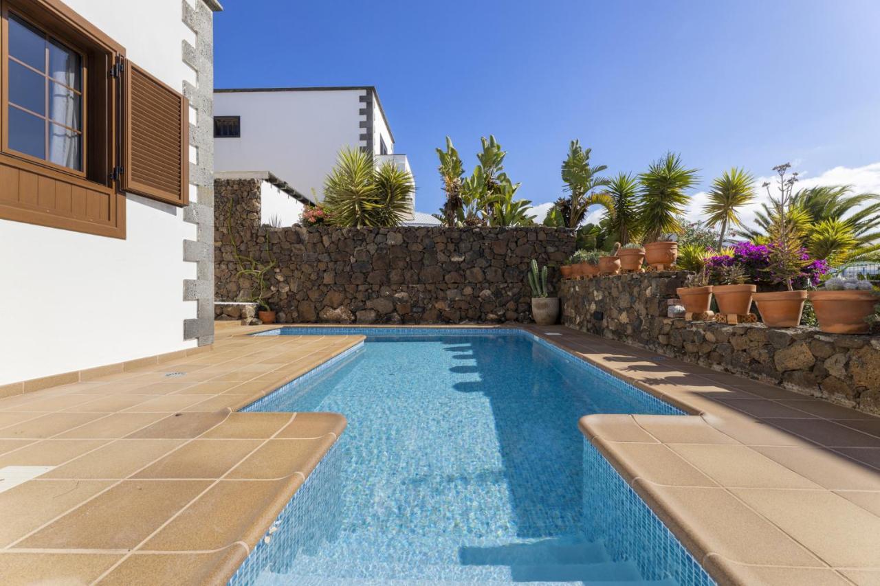 Villa Reymar Tías Exterior foto